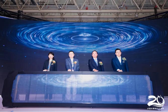 星格局·星链计划 I 中集车辆携多款明星产品亮相2023中国国际商用车展（CCVS）