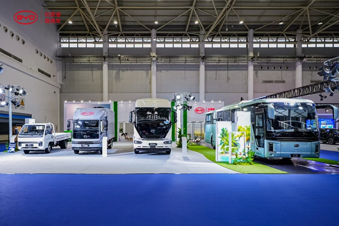 重磅亮相！比亚迪首次参展2025中国国际商用车展览会