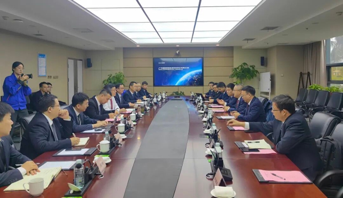 强强联合 智驱未来——广汽领程与法士特签署战略合作协议，共绘新能源重卡电驱桥新蓝图